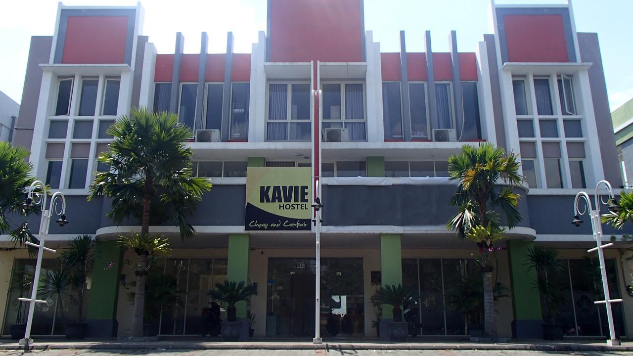 Kavie Hostel Malang Buitenkant foto